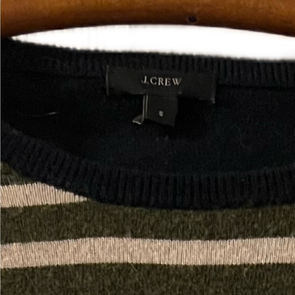 𝅺j Crew • navy blue crewneck pullover sweater with olive/oatmeal stripes - Picture 4 of 5